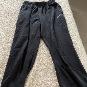 Black Nike sweat pants
